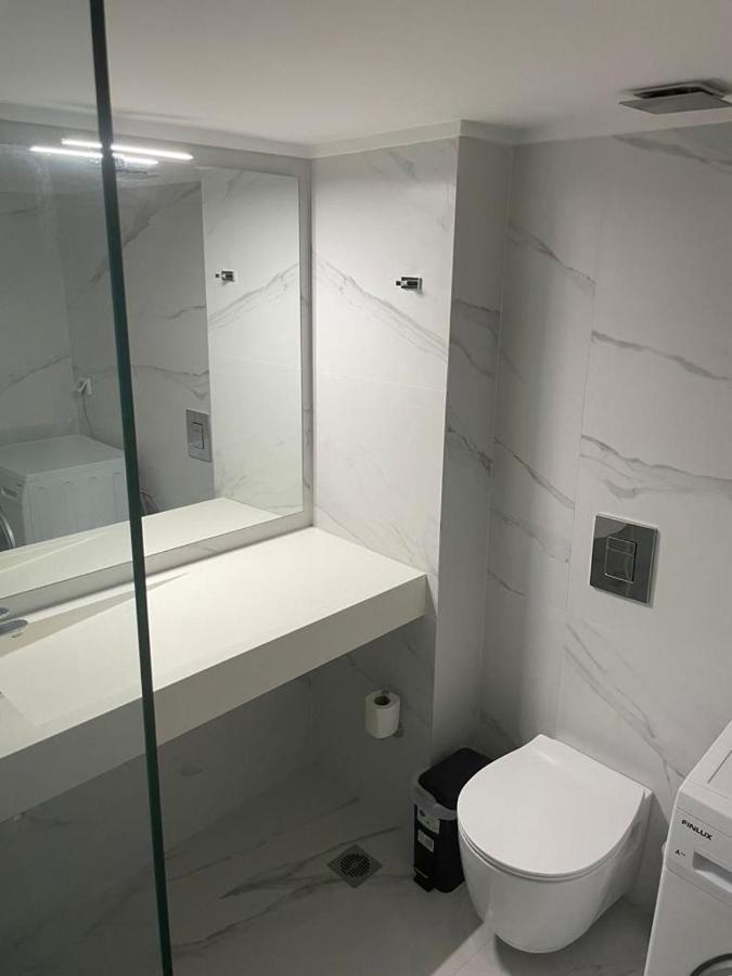 Downtown City Apartment Athena Bagian luar foto
